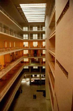 Veletrzni museum inside
